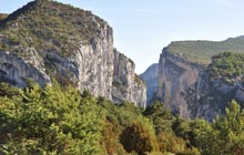 hiking trip in the gorges verdon