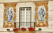 portugal tours from lisbon in street with azulejos