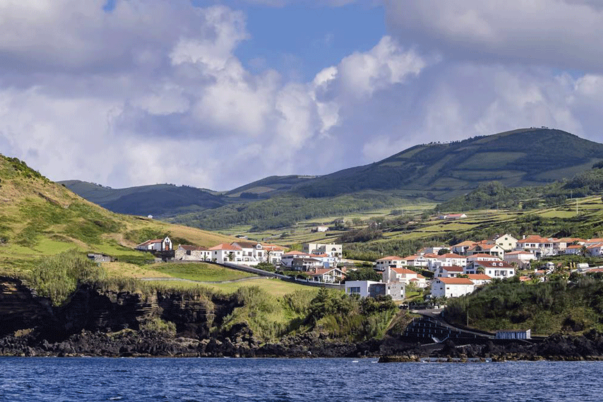 SAO JORGE : A walking holiday in the Azores on the island of Sao Jorge