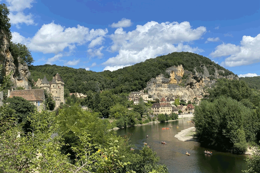Brand-new self-guided walking holidays in the Dordogne!