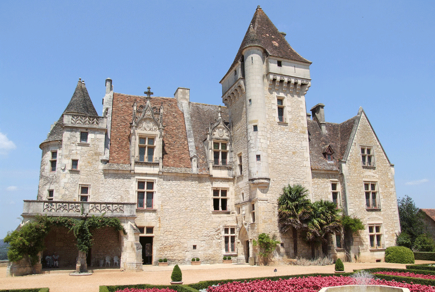 10 Castles worth visiting in the Dordogne, France